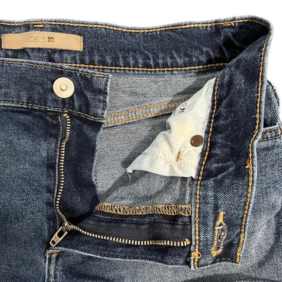 Joe's Jean’s Andrea Frayed Hem Cut Off Jean Shorts - Picture 5 of 12